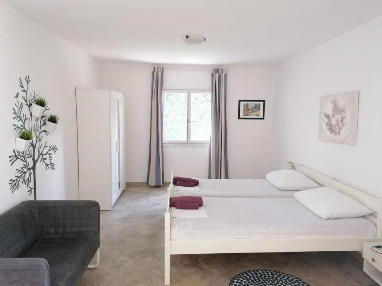 Apartments Petar - 30 M From Sandy Beach Нин Екстериор снимка