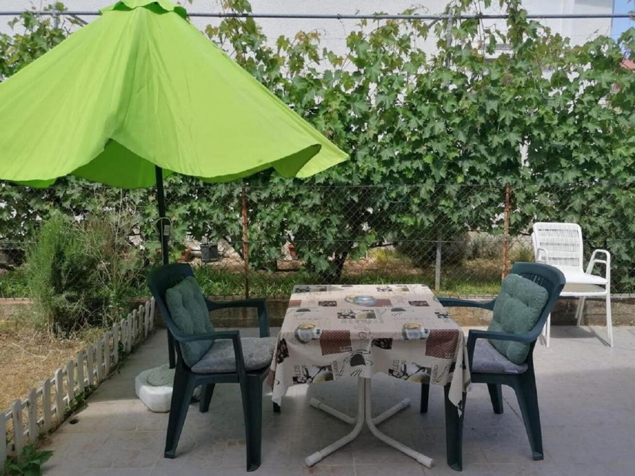 Apartments Petar - 30 M From Sandy Beach Нин Екстериор снимка